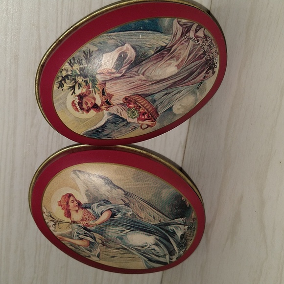 Vintage Designed by Daher Heart Tin & Pair Of 1985 Mrs. Grossman's Paper Co Tins - Picture 4 of 6